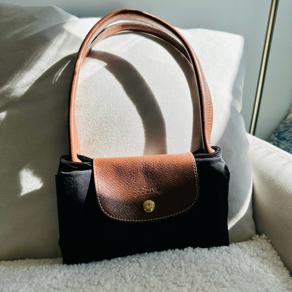 Black Longchamp Tote